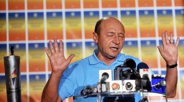 le monde popeye marinarul isi salveaza din nou scaunul