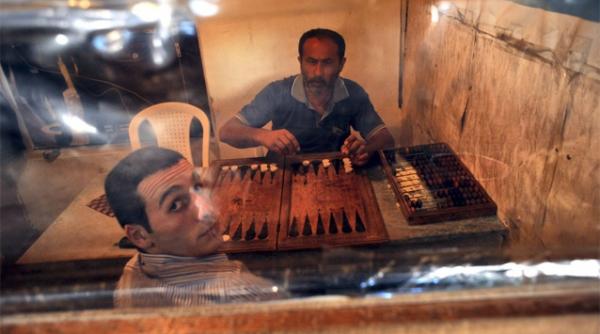 daciotii in patria tuturor bomboanelor cum miroase in cartierul vechi din baku