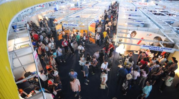 peste 7 100 de locuri de munca sunt disponibile in perioada 2 8 august