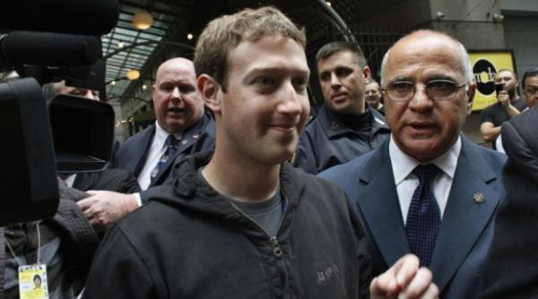 cotatia facebook a atins un nou minim iar zuckerberg a iesit din top 10 al miliardarilor din it