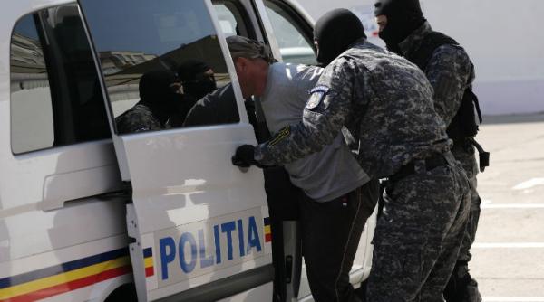 actiune a politiei pentru combaterea evaziunii fiscale contrabandei cu tigari incalcarii drepturilor de autor