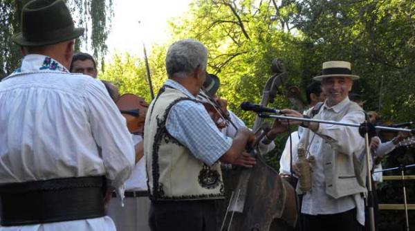 festivalul tarafuri si fanfare pentru a treia oar in bucovina