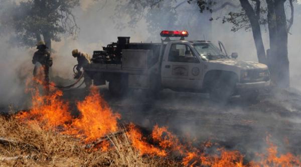 potop si incendii in sua celebrul festival lollapalooza anulat de furtuna video