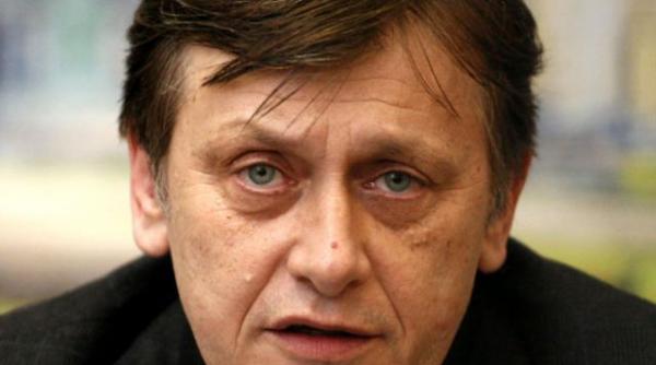crin antonescu cred ca existau motive ca domnul rus sa demisioneze