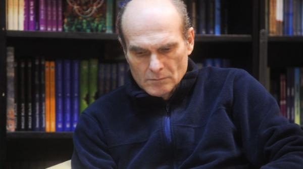 cristian tudor popescu basescu a dorit in aceasta seara sa arate ca tot el este presmierul romaniei