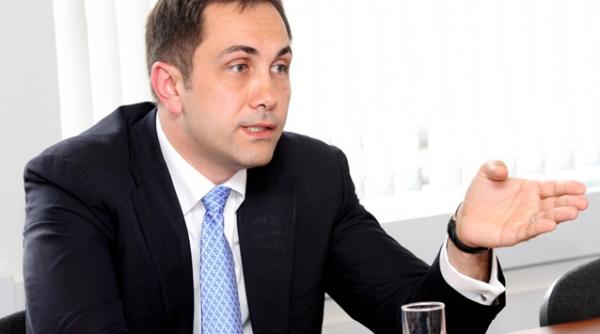 inca o demisie in cabinetul ponta lucian isar a renuntat la portofoliul pentru mediul de afaceri