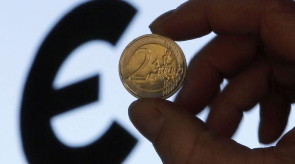 cursul bnr pentru euro a scazut la 4 5378 lei euro nivelul minim din ultimele aproape 4 saptamani