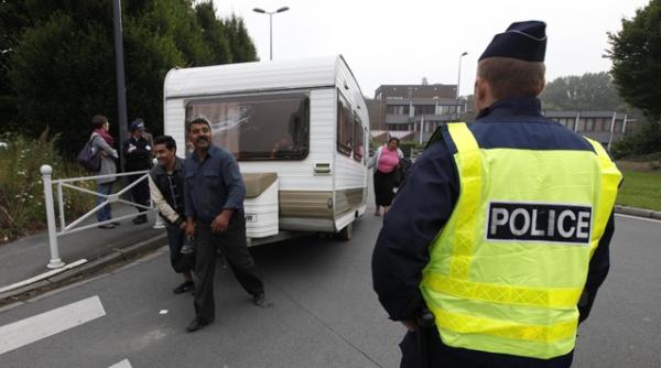 franta ne returneaza romii sub acoperire umanitara