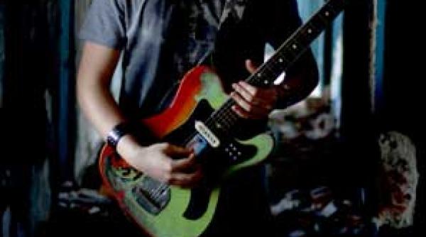 o noua piesa phenomenon pe youtube facebook