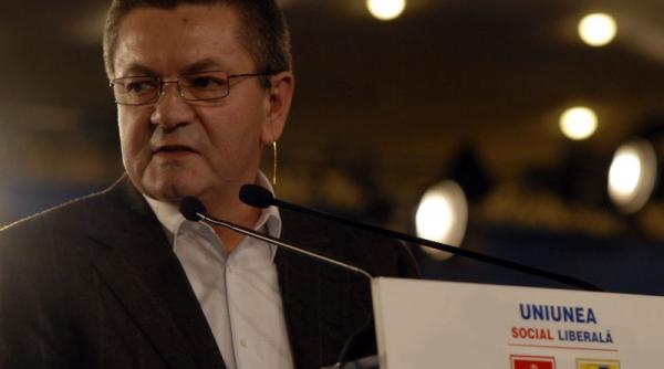 ioan rus despre basescu si antonescu imi cer scuze fata de acesti doi politicieni de anvergura fete mari pentru ca le am afectat imaginea