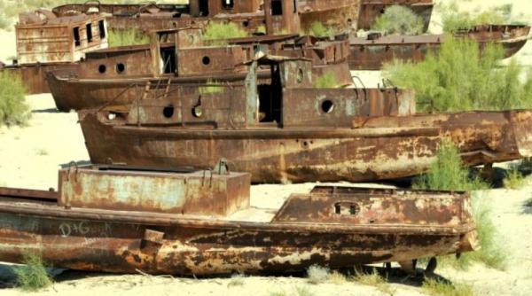 daciotii portul fara vapoare marea aral