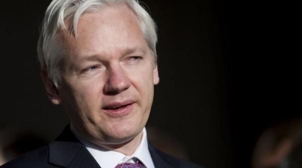 ecuadorul va accepta cererea de azil a lui julian assange