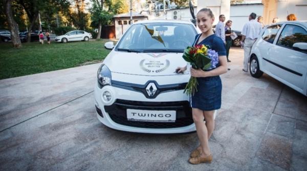 renault a premiat olimpicii romani cu cate un autoturism
