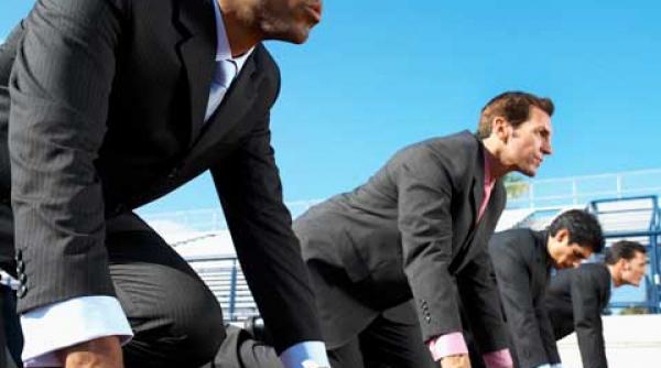 in pas alergator spre varful ierarhiei