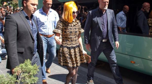 romania a fost un frumos mic paris unde am petrecut clipe minunate vezi cine a postat pe twitter acest mesaj