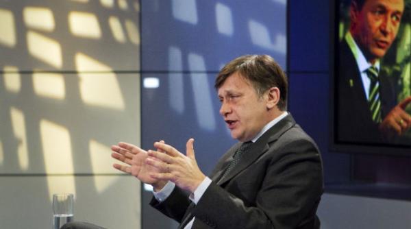 crin antonescu la sinteza zilei sa i dea merkel lui basescu o bucatica de pamant in germania sa se joace de a presedintele