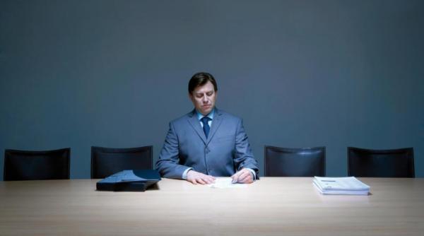 cine scoate profit din monopolurile din romania