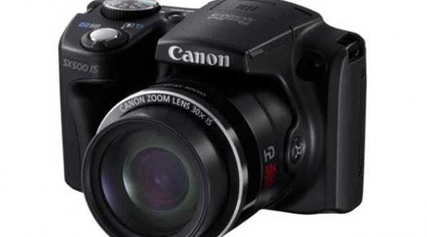 canon arunca pe piata doua noi modele superzoom
