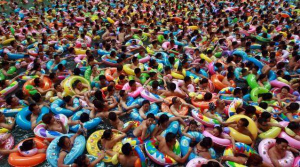 culmea scarboseniei 90 fecale si urina continutul piscinelor din china video