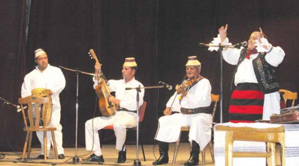 muzicanti de aur in tara de fagi la festivalul tarafuri si fanfare