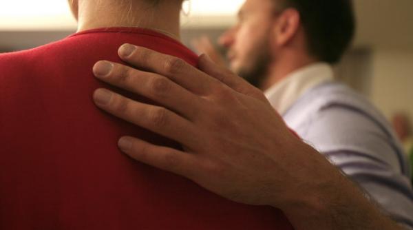 norvegianul care a deschis in romania scoala de fericire cum poti sa fii fericit cu nimic