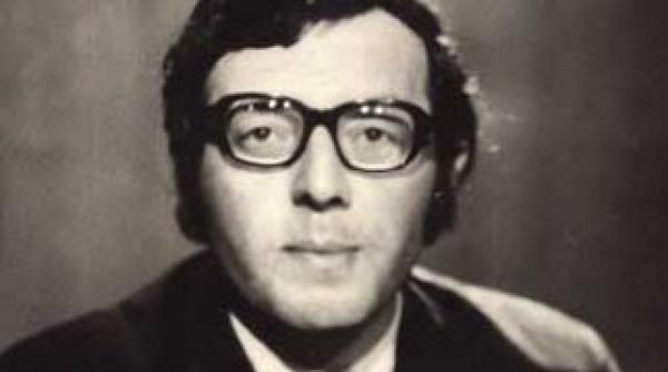 vocea primei aselenizari andrei bacalu