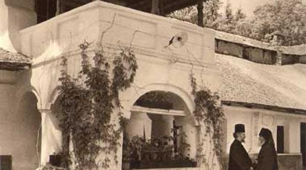 santionul de toamna prilej de mantuire a pacatelor grele