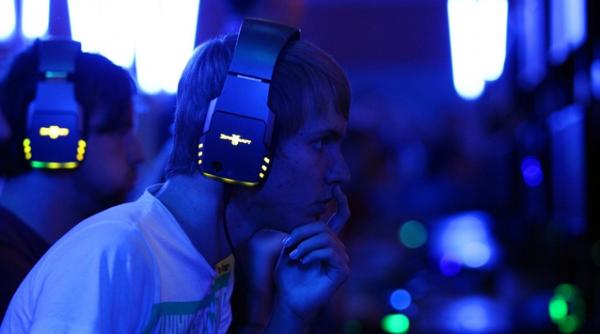 top secret big brother rusia are deja aparatura pentru controlul facebook