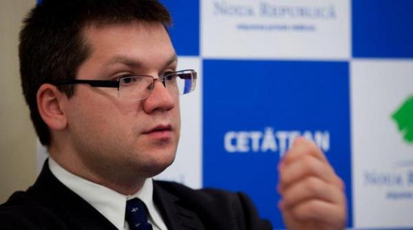 mihail neamtu atac la udrea pe facebook elena udrea nu este un actor politic credibil al romaniei