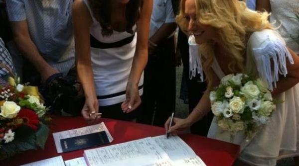 cum a petrecut delia dupa cununia civila ce parere ai despre meniu