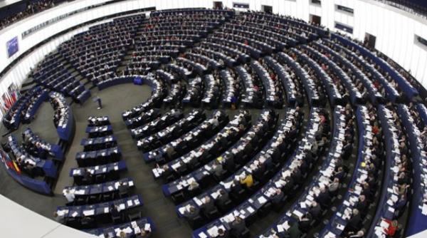 comisia europeana avertizeaza romania si cu privire la achizitia de avioane de lupta