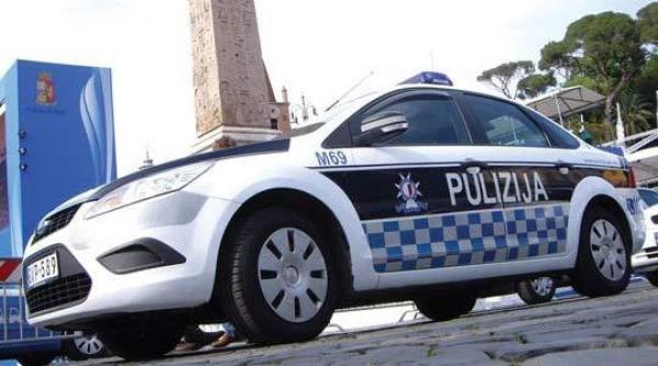 roman dus la spital in stare critica dupa ce a fost agresat in malta