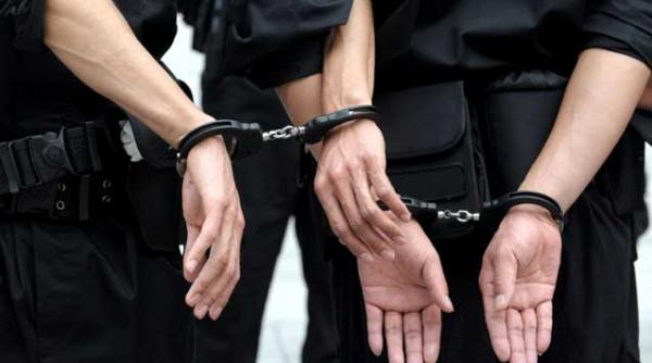 viata secreta a unui dezertor 28 de ani pe fuga i s a spus ca a fi pacifist inseamna sa fii bolnav psihic