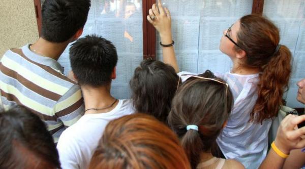 bacalaureat diferentiat din 2013 elevii vor alege intre doua tipuri de examen bac ul national si bac ul profesional