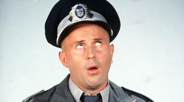 bucurie pentru fanii lui garcea mugur mihaescu si radu pietreanu reinfiinteaza vacanta mare