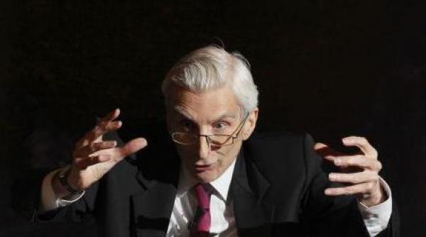 astronomul reginei marii britanii in maximum 40 de ani vom afla daca exista extraterestri