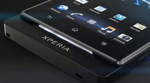 sony xperia sola pluteste deasupra