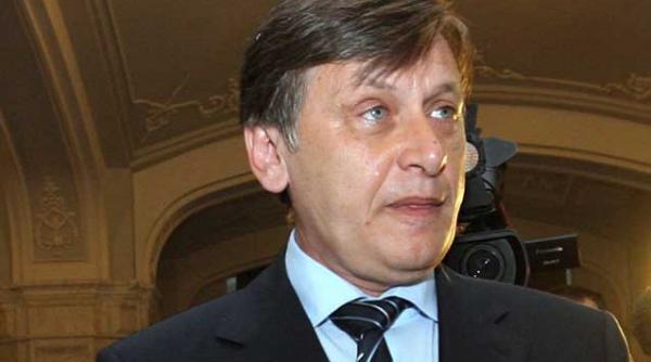 antonescu despre barroso neechilibrat partizan politic si autorul unor declaratii inecceptabile