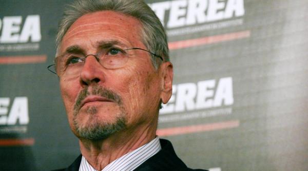 emil constantinescu catre presedintele parlamentului european mandatul actual al presedintelui romaniei este ilegitim vezi cum descrie curtea constitutionala