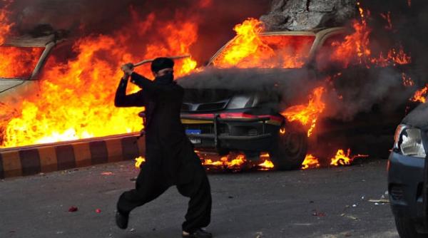 18 morti si peste 100 de raniti in demonstratiile impotriva filmului innocence of the muslims din pakistan