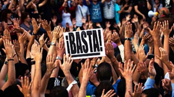 masuri disperate in spania inghetarea pensiilor si cresterea accelerata a varstei de pensionare