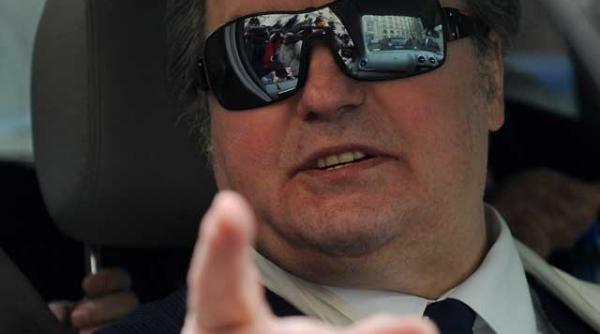 vadim tudor enervat de dan diaconescu puradeii fara dinti vor sa ajunga presedinti