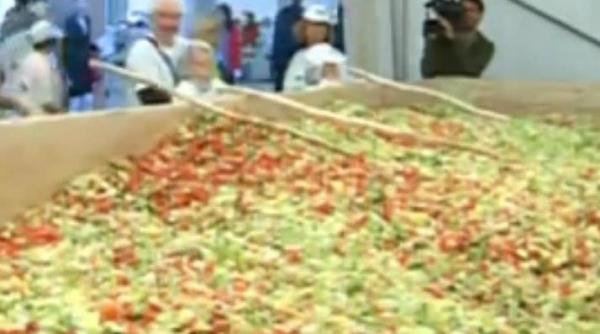 romania a intrat in cartea recordurilor pentru cea mai mare salata din lume