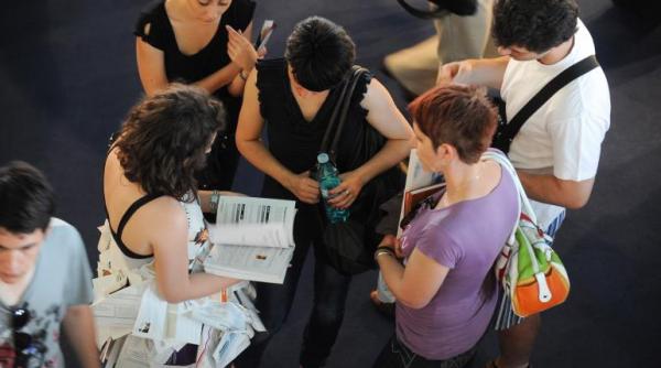 locuri de munca angajari masive la microsoft romania