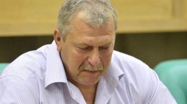 helmuth duckadam va fi operat azi la spitalul floreasca medicii ii vor elimina anevrismul care ii pune in pericol bratul drept