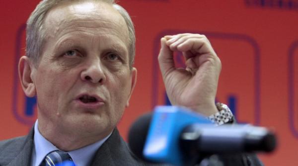 stolojan toate guvernele care au asumat termene fixe la privatizari complexe gen oltchim au gresit