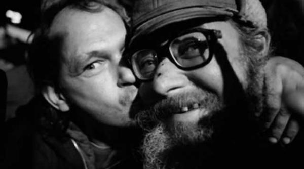 viata o ruleta ruseasca din intelectuali au ajuns oameni ai strazii