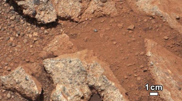 nasa curiosity a gasit dovezi care arata ca pe marte au existat ape curgatoare video