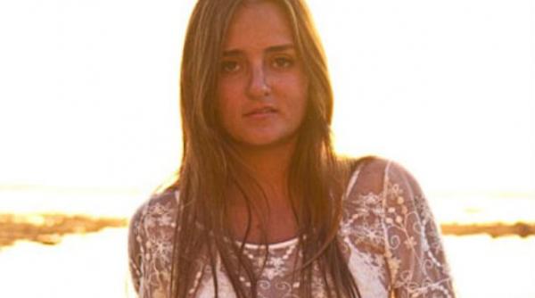 o brazilianca de 20 de ani si a scos virginitatea la licitatie vezi unde va fi decernat premiul