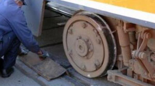 un tramvai a deraiat in zona eroii revolutiei circulatia blocata timp de 40 de minute